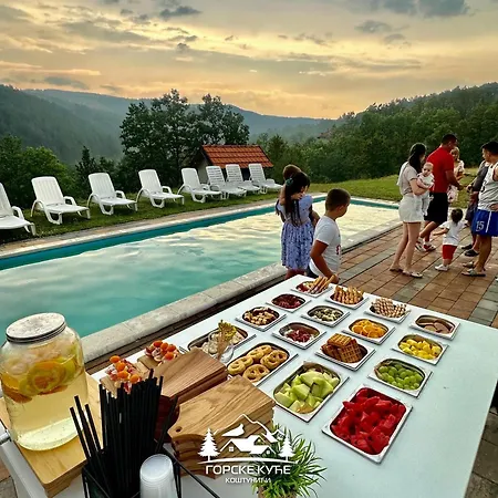 Gorske Kuce * Kostunici